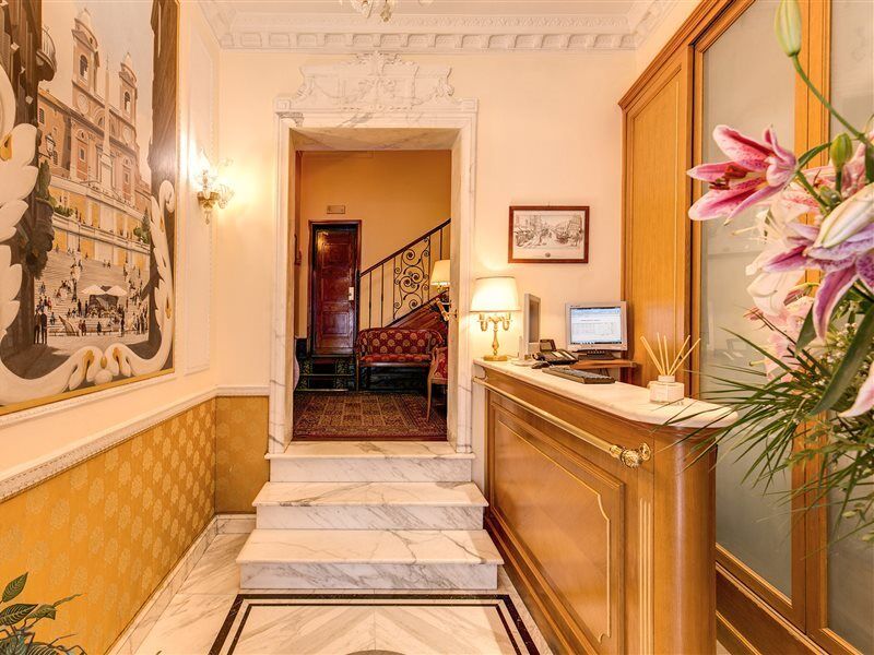 Hotel La Lumiere Di Piazza Di Spagna Rome Exterior photo